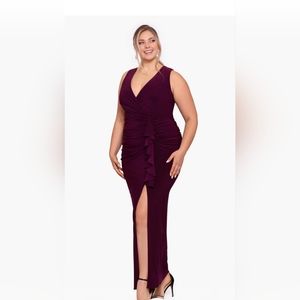 Beautiful Wine V-Neck colored dress for the holidays.
